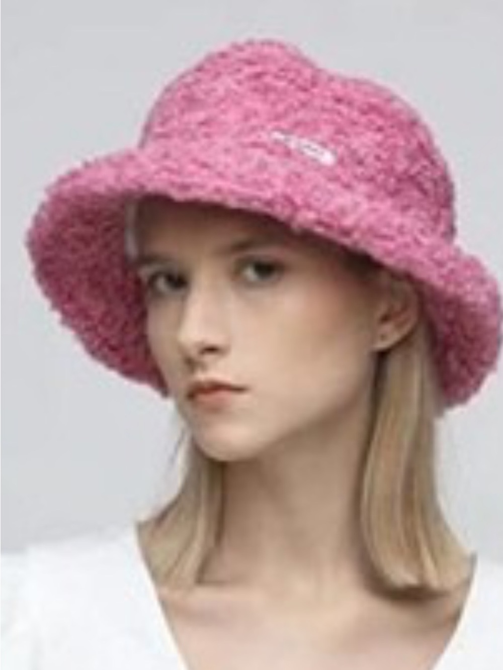 NWT Sei Carina Y Teddy Shearling Bucket Hat